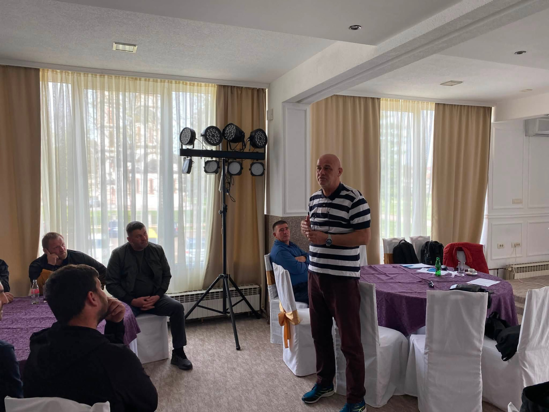 Predavač dr. sc. Midhat Glavić